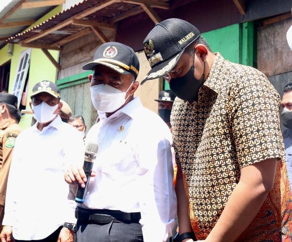 Menko PMK, Muhadjir Efendi bersama Gubsu Edy Rahmayadi dan Wali Kota Medan di Belawan 1