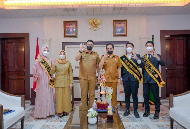 Wali Kota Medan, Bobby Nasution, menerima audiensi Duta Genre di Balai Kota Medan