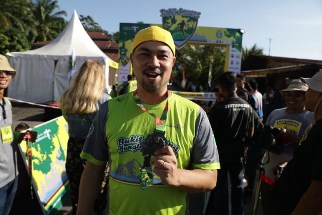 Sultan-Djorghi-mengikuti-Jungle-Trail-Run-di-Bukit-Lawang