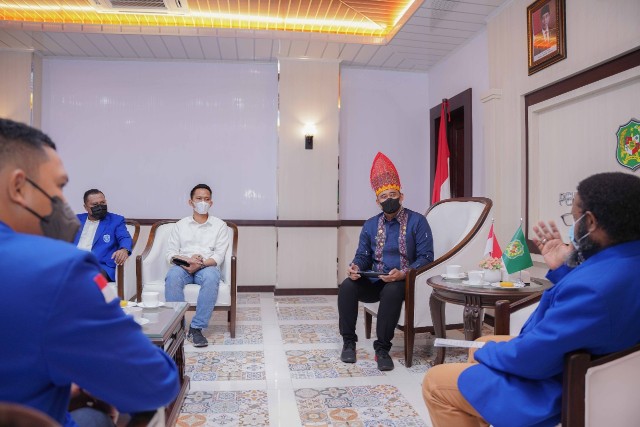 Wali Kota Medan, Bobby Nasution, menerima kedatangan DPP GAMKI di Balai Kota Medan