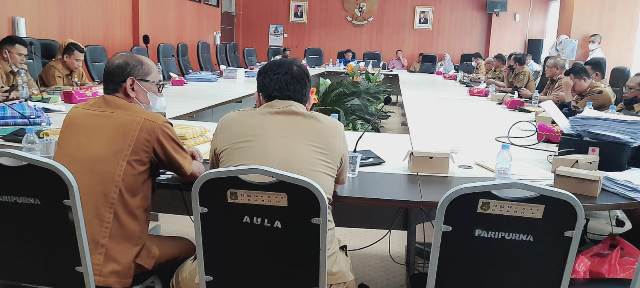 Rapat Pembahasan LPj Wali Kota Medan TA 2021 bersama para Camat se-Kota Medan