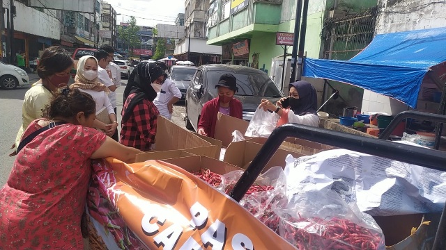 BUMD Pemprov Sumut menggelar pasar murah cabai