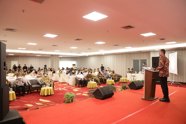 Wagub Sumut, Musa Rajekshah, memberikan sambutan pada literasi TPAKD Sumut