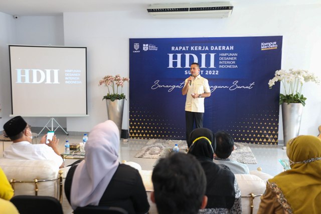 Wagub Sumut, Musa Rajekshah, saat membuka Raker HDII di Medan