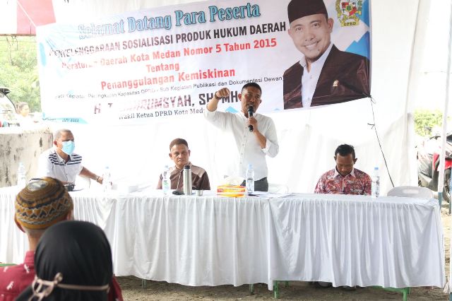 Wakil Ketua DPRD Medan, T. Bahrumsyah, menggelar Sosper VI di Belawan