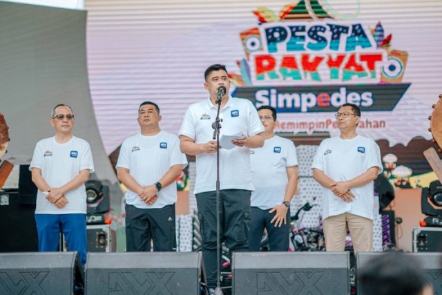 Wali-Kota-Medan-Bobby-Nasution-membuka-Pesta-Rakyat-Simpedes