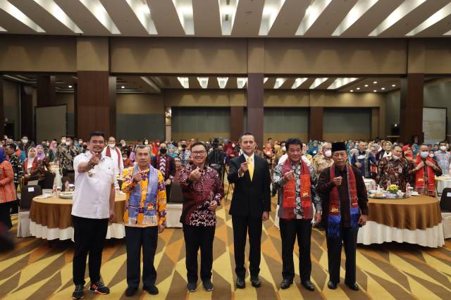 Wali Kota Medan, Bobby Nasution, usai mengikuti webinar penurunan stunting di Medan