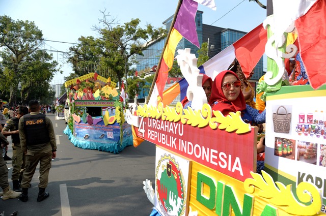 Kenderaan pawai pembangunan Sumut 2022