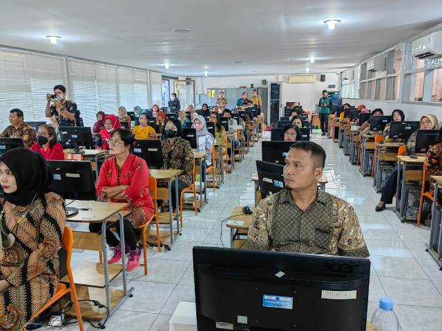 Kepsek di Medan mengikuti assessment yang di laksanakan Dinas Pendidikan Kota Medan