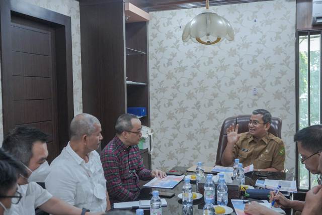 Sekda Medan, Wiriya Alrahman, menerima kunjungan Panitia Banteng Ride & Night Run 2022