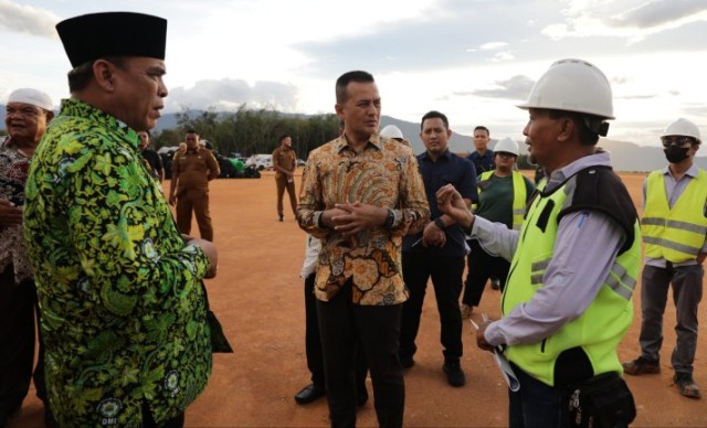 Wagub-Sumut-Musa-Rajekshah-meninjau-progres-pembangunan-Bandara-di-Madina