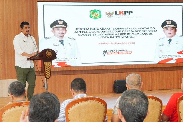 Wali Kota Medan, Bobby Nasution, memberikan sambutan pada acara e-katalog