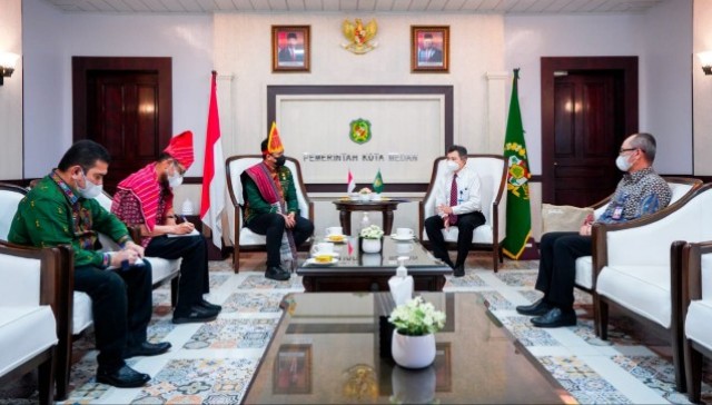 Wali-Kota-Medan-Bobby-Nasution-menerima-kunjungan-Kepala-BI-Perwakilan-Sumut-Doddy-Zulverdi