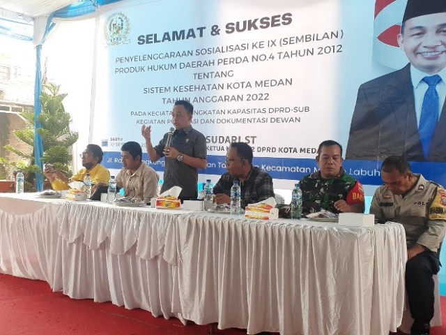 Anggota-DPRD-Medan-Fraksi-PAN-Sudari-melaksanakan-Sosper-IX-di-Tangkahan