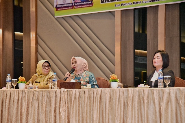 Ketua PKK Sumut, Nawal Lubis, membuka Rakor dan Sinkronisasi Peningkatan Kapasitas Sumber Daya Lembaga Penyedia Layanan Anak