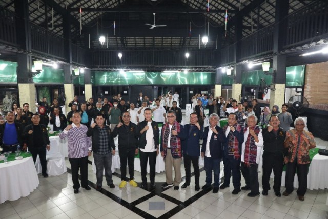 Wagub-Sumut-Musa-Rajekshah-usai-melantik-pengurus-Pelti-Sumut