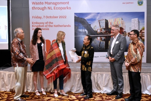 Deputy-of-Head-The-Economic-Department-for-The-Netherlands-Embassy-in-Jakarta-Natasja-Van-Der-Geest