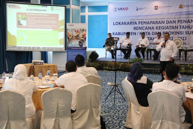 Kepala Bappeda Medan, Benny Iskandar, memaparkan RKT sektor air minum