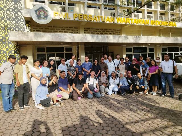 Mahasiswa Jurnalistik USM Malaysia mengunjungi PWI Sumut