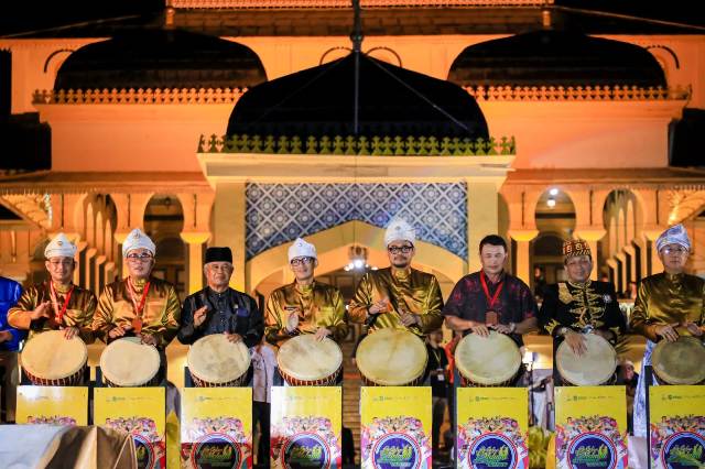 Menparekraf, Sandiaga Uno, membuka Gemes 2022 di Istana Maimun Medan