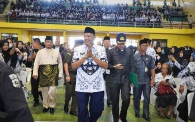 Plt Bupati Langkat, Syah Afandin, pada peringatan Hari Guru ke-77 tahun 2022