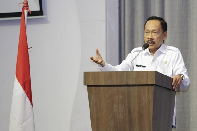 Sekda Sumut, Arief S Trinugroho, memberikan sambutan pada evaluasi BLT di Deliserdang
