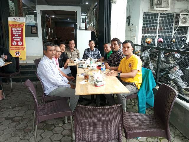 Siwo PWI Sumut menggelar pertemuan untuk laga amal mengenang Alm Samsir di Medan