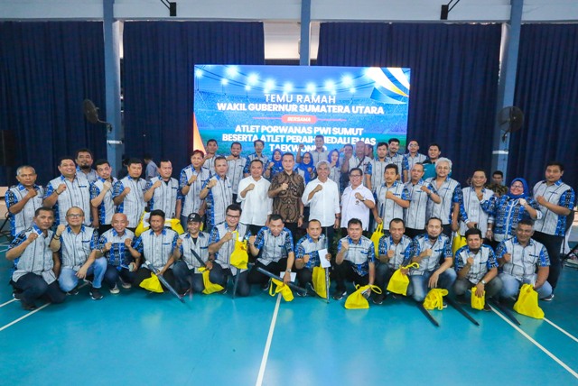 Wagub Sumut, Musa Rajekshah, menjamu atlet Porwanas PWI Sumut 1