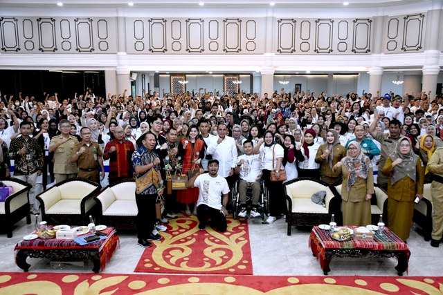 Pemprov Sumut melatih pegiat Koperasi & UMKM menjadi marketer handal pada Fast Track Digitalisasi