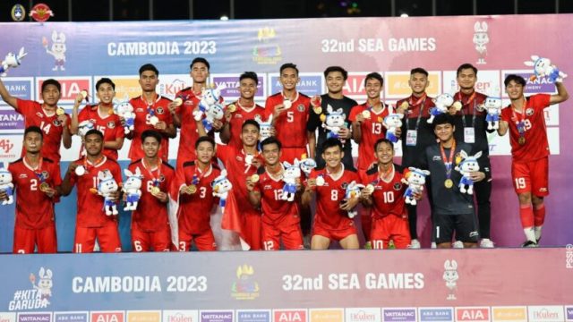 Timna Indonesia meraih medali emas cabor sepak bola Sea Games 2023 Kamboja