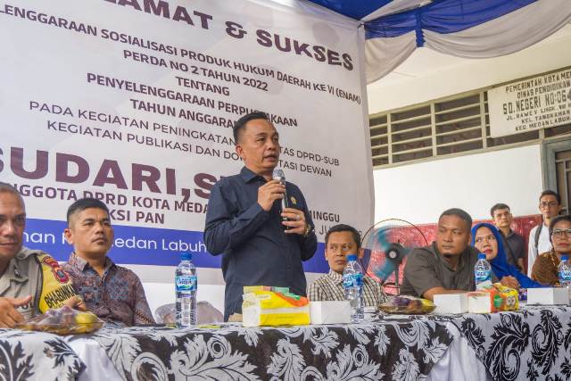Anggota DPRD Medan Fraksi PAN, Sudari, melaksanakan Sosper ke VI di Tangkahan, Medan Labuhan