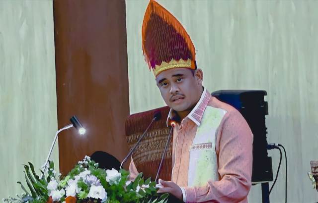 Wali Kota Medan, Bobby Nasution, pada sidang paripurna istimewa DPRD peringatan HUT 433 Kota Medan 1