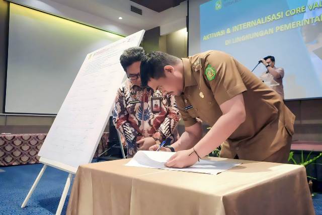 Wali Kota Medan, Bobby Nasution, teken Aktivasi dan Internalisasi Core Values ASN BerAkhlak
