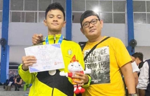 Julian Sihotang raih medali perak tinju kelas 71 Kg Popnas XVI
