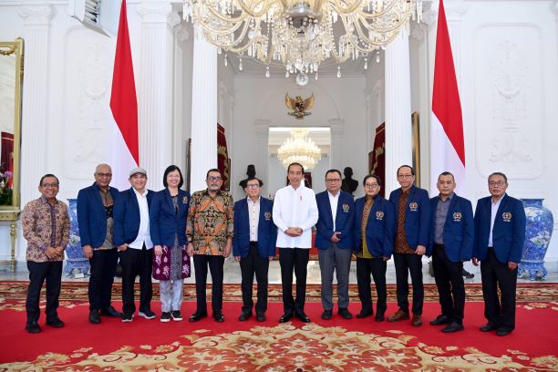 Presiden Jokowi menerima Pengurus PWI Pusat di Istana Negara
