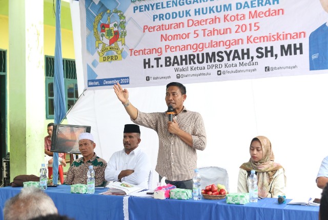 Wakil Ketua DPRD Medan, T. Bahrumsyah, menggelar Sosper XII TA 2023 1