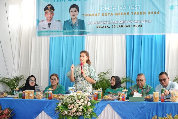 Ketua TP PKK Kota Medan, Kahiyang Ayu, kunjungi PKK Medan Maimun