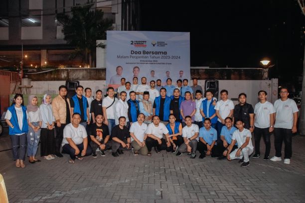 Ketua Tim Kemenangan Prabowo Gibran Sumut, Ade Jona Prasetyo, Rayakan Tahun Baru Bersama Masyarakat Kota Medan
