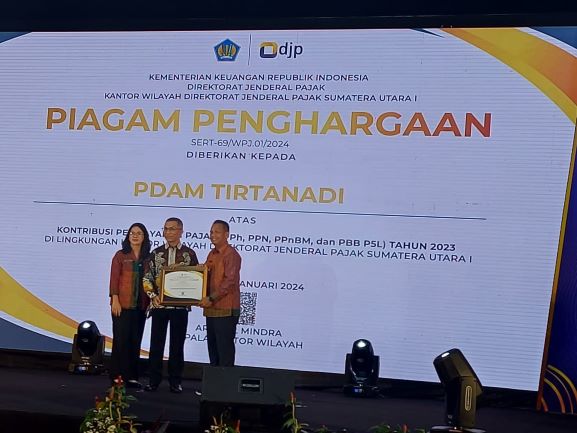 Perumda Tirtanadi terima penghargaan wajib pajak lapor SPT