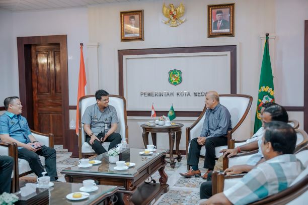 Wali Kota Medan, Bobby Nasution, menerima pengurus PHDI Kota Medan