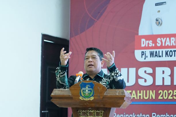 Pj-Wali-Kota-Tebingtinggi-Syarmadani-berikan-sambutan-pada-pembukaan-Musrenbang-Kota-Tebingtinggi