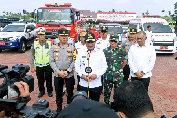 Pj Gubernur Sumut, Hassanudin, beri keterangan usai apel gelar pasukan Ops Ketupat Toba 2024
