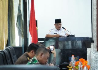Pj Wali Kota Tebingtinggi, Syarmadani, sampaikan LKPj 2023