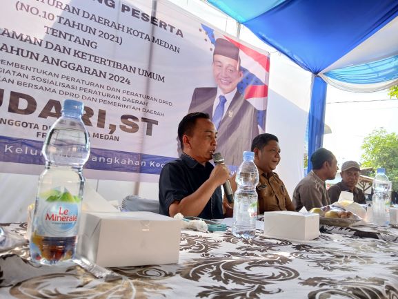 Anggota DPRD Medan Fraksi PAN, Sudari, gelar Sosper V TA 2024 di Tangkahan 1