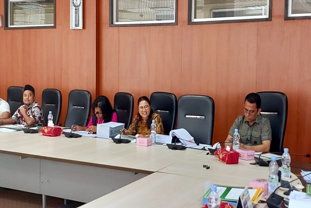 Anggota DPRD Medan Fraksi PDIP, Margaret, saat pembahasan LPj 2023