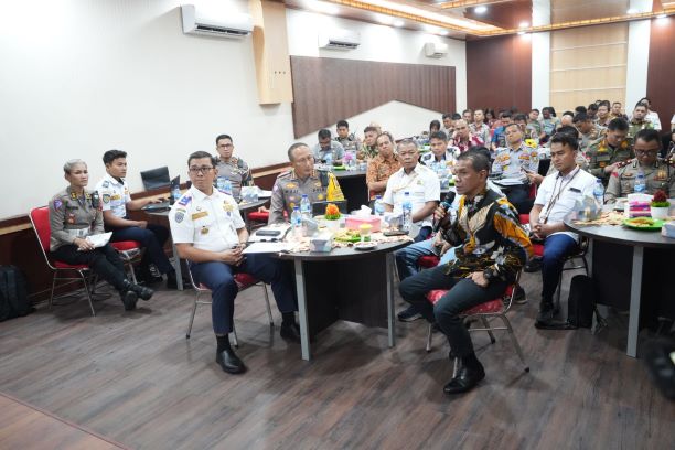 Rapat evaluasi hasil Penataan dan Penertiban Lalu Lintas di Kantor Dinas Perhubungan Kota Medan