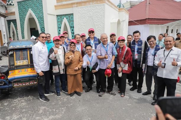 Rombongan NSI 9 negara di Kantor Wali Kota Pematangsiantar