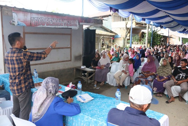 Wakil Ketua DPRD Medan, T. Bahrumsyah, gelar Sosper VIII TA 2024 di Jalan Speksi Medan Labuhan
