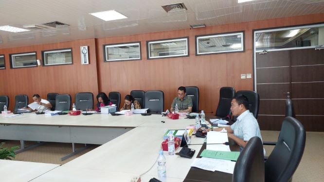 Wakil Ketua DPRD Medan, T. Bahrumsyah, pimpin rapat pembahasan LPj TA 2023