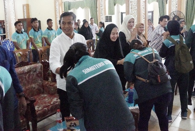 Pemkot Tebingtinggi beri penghargaan kepada atlet berprestasi